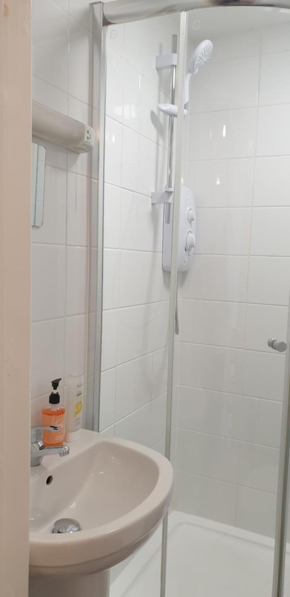 בורנמות' Close To Beach And Town Square מראה חיצוני תמונה