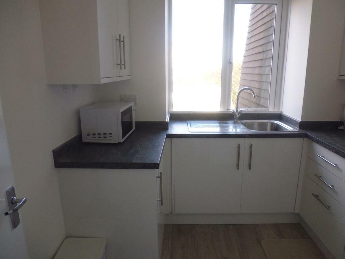 בורנמות' Close To Beach And Town Square מראה חיצוני תמונה