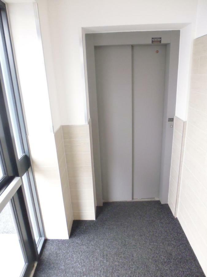 בורנמות' Close To Beach And Town Square מראה חיצוני תמונה